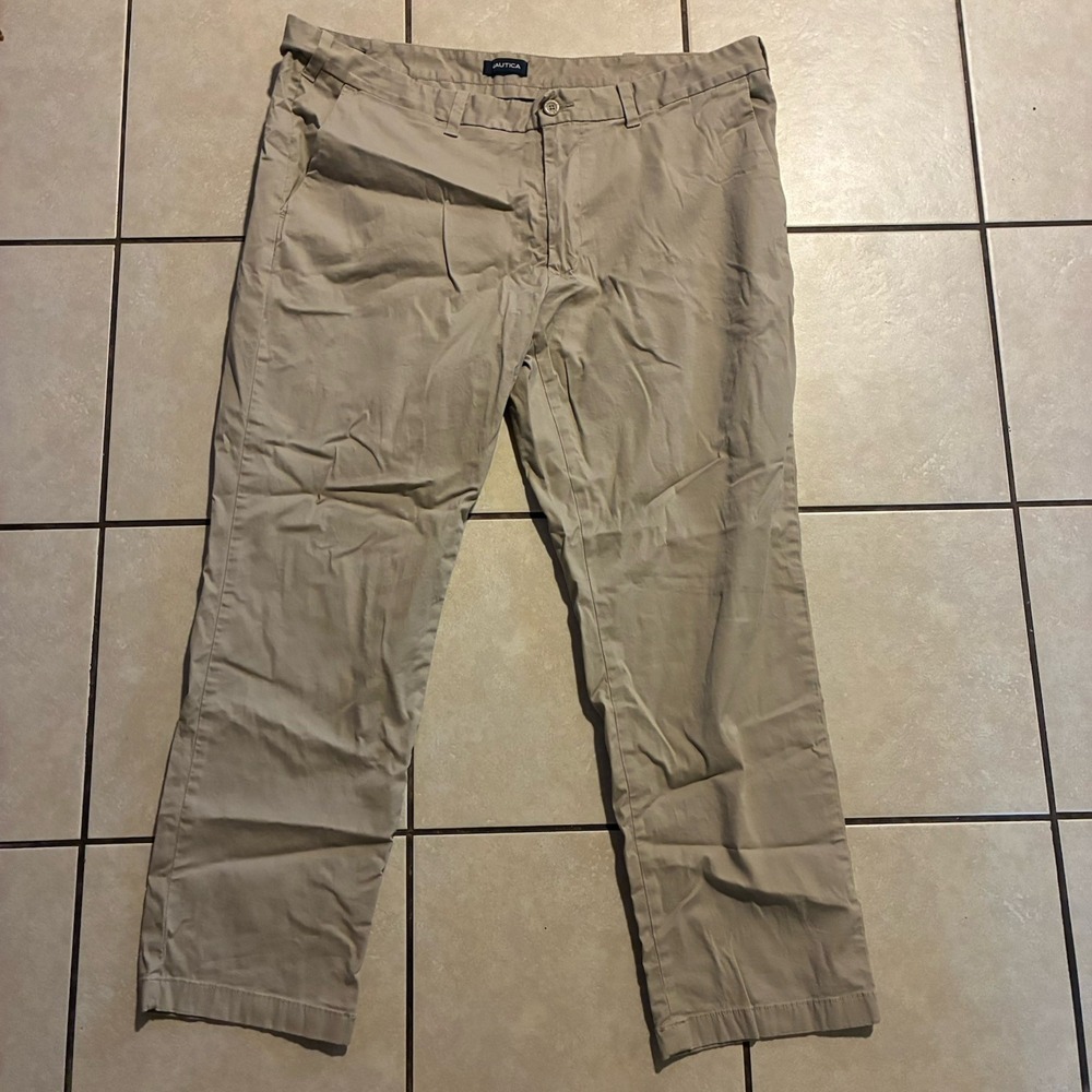 Nautica Men's 42x30 Khaki Tan Pants Classic Fit Chino